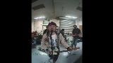 Video küçük resmi Give Up