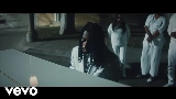 Video küçük resmi Barely Holdin' On