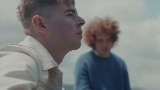 Video küçük resmi Love In Reverse
