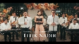 Video küçük resmi Titik Nadir (feat. Monita Tahalea)