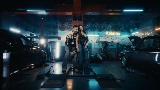 Video küçük resmi A la long