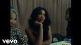 Video küçük resmi Let Me Love You